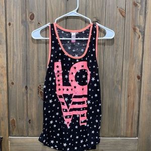 🦋LOVE tank top🦋6/$20🦋